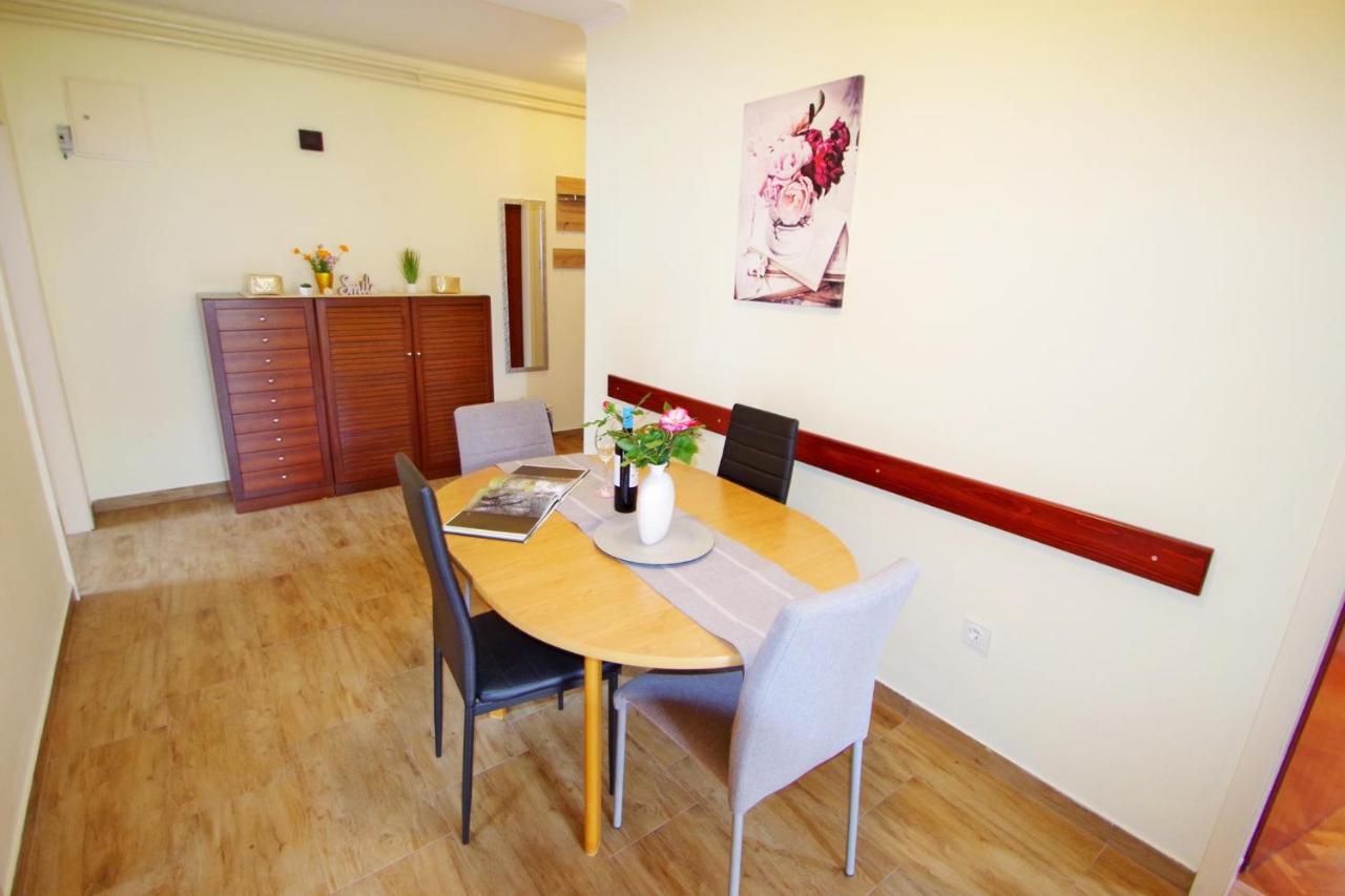 Apartment Suzi Valdebek Pula Extérieur photo