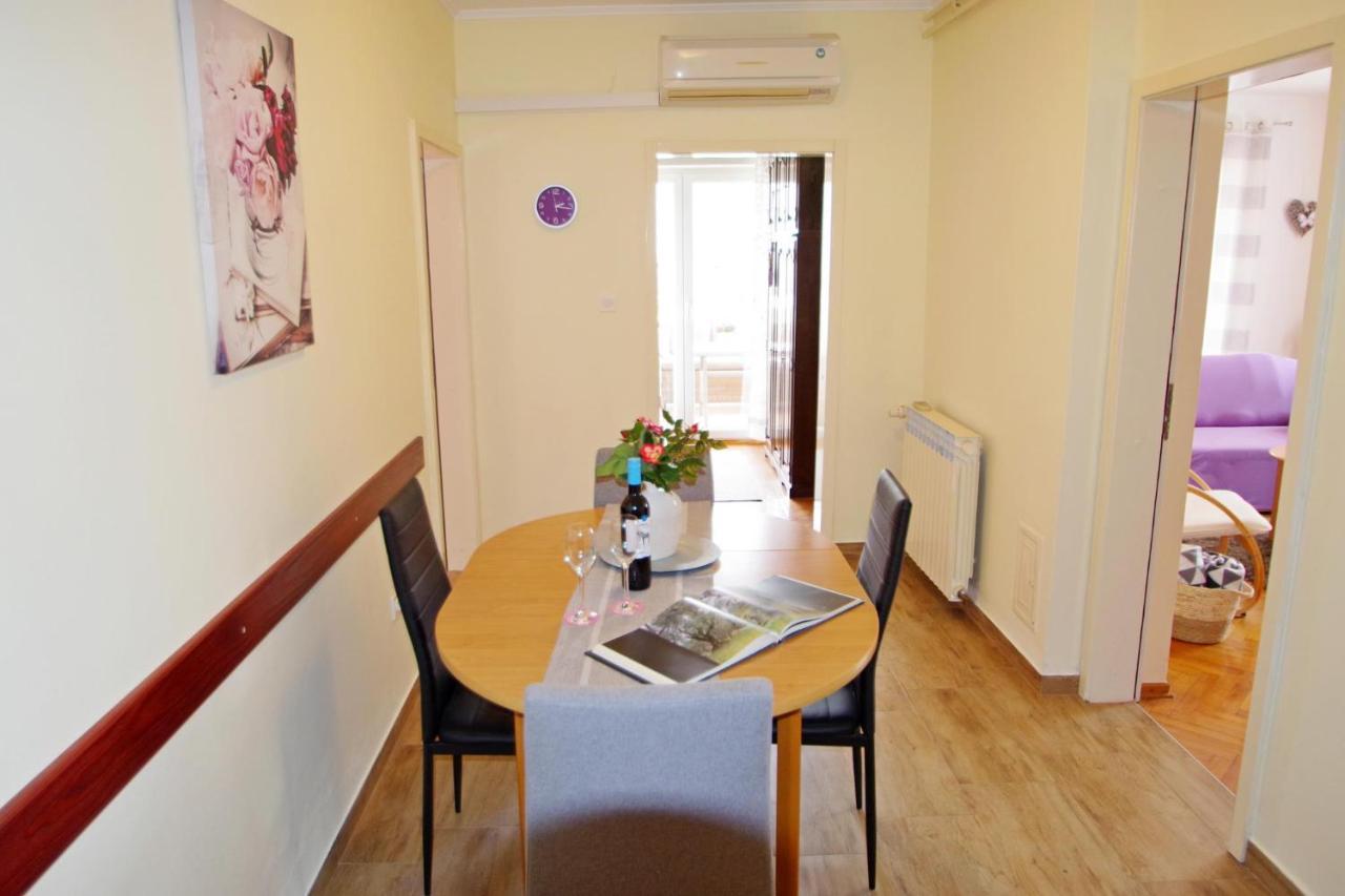 Apartment Suzi Valdebek Pula Extérieur photo