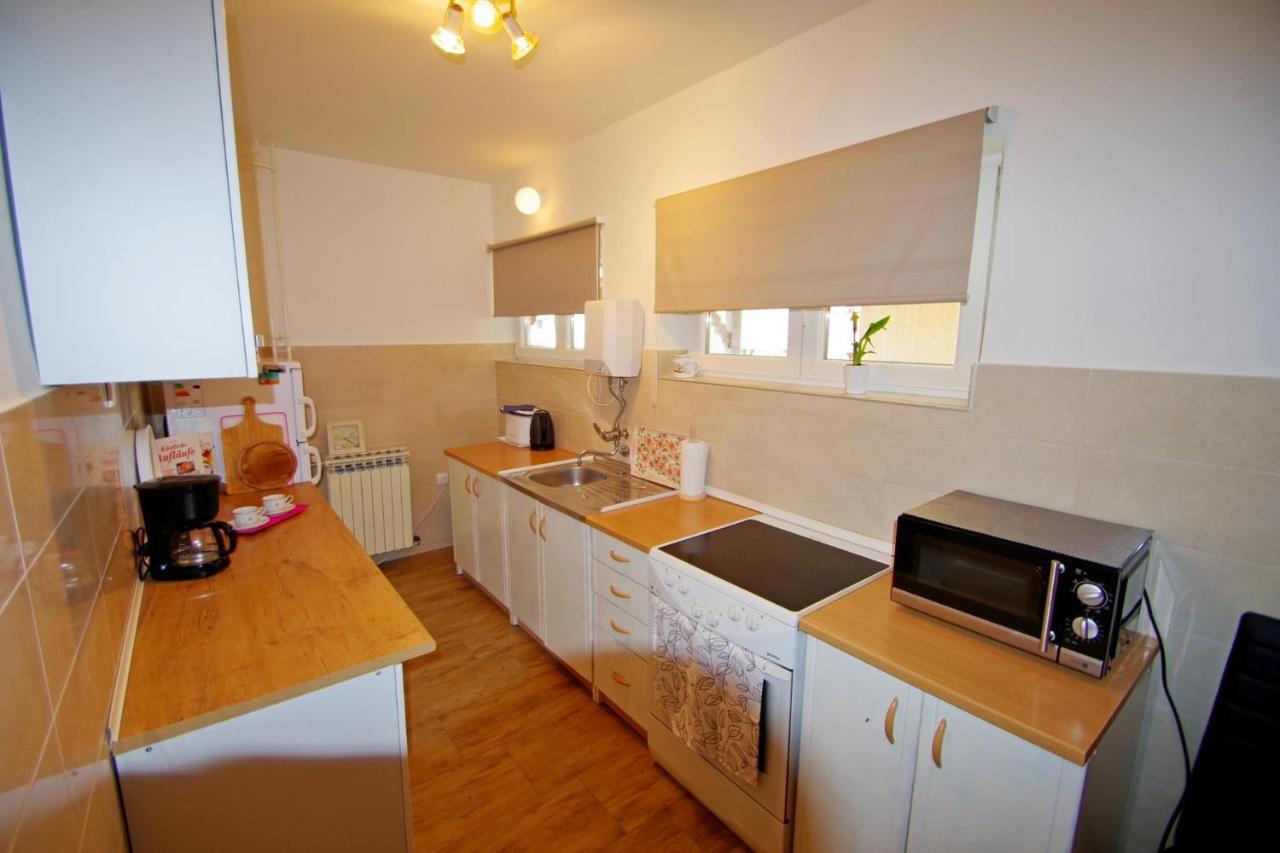 Apartment Suzi Valdebek Pula Extérieur photo