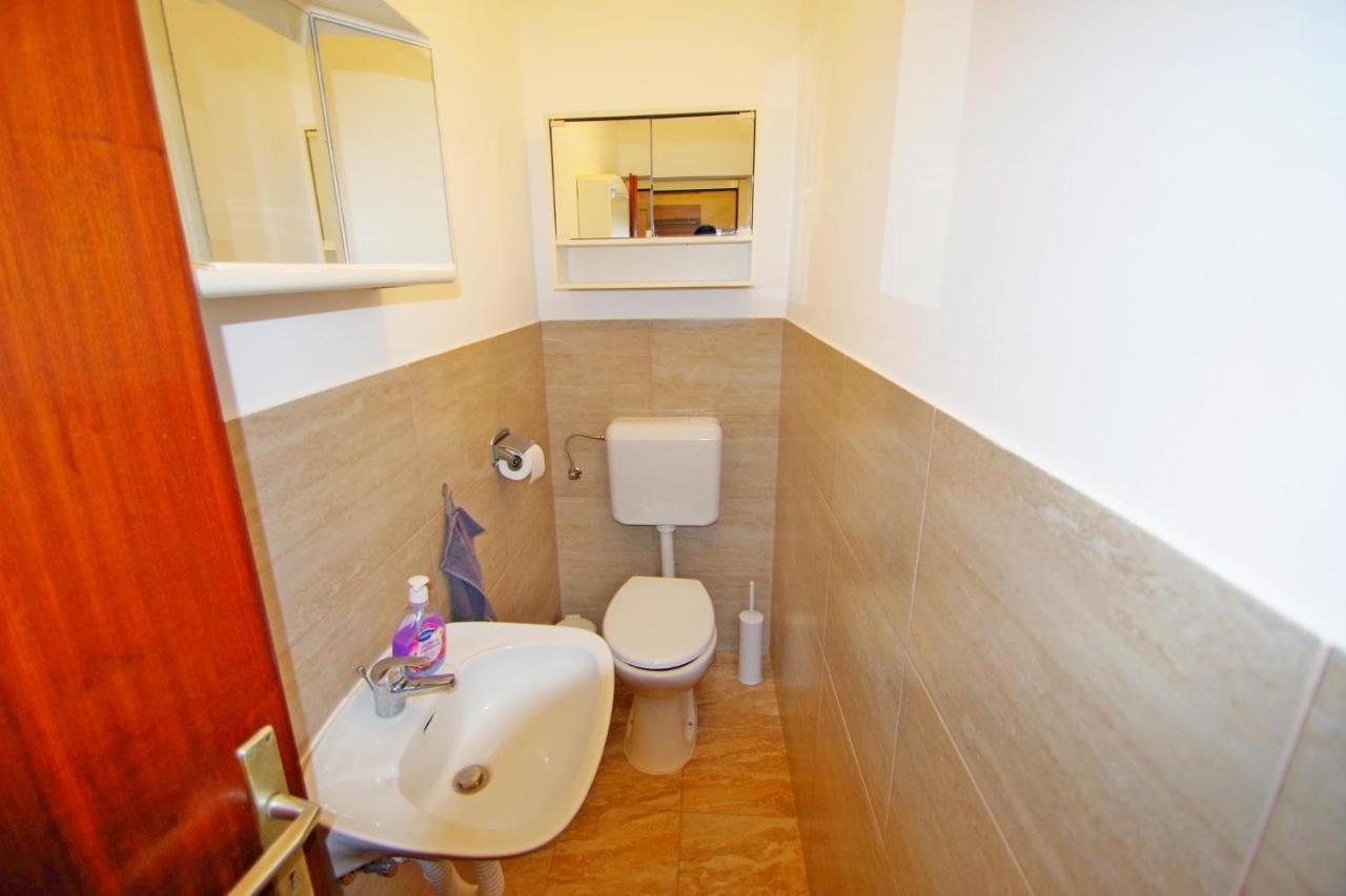Apartment Suzi Valdebek Pula Extérieur photo